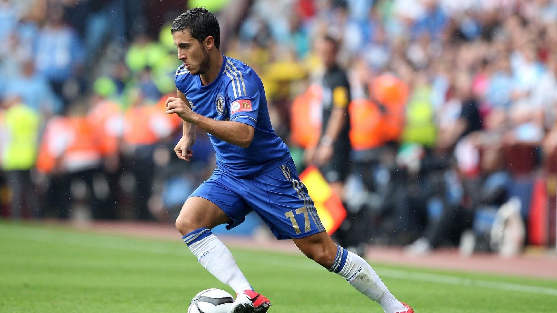 BLG逆境翻盘点燃观众热情：英雄归来之路